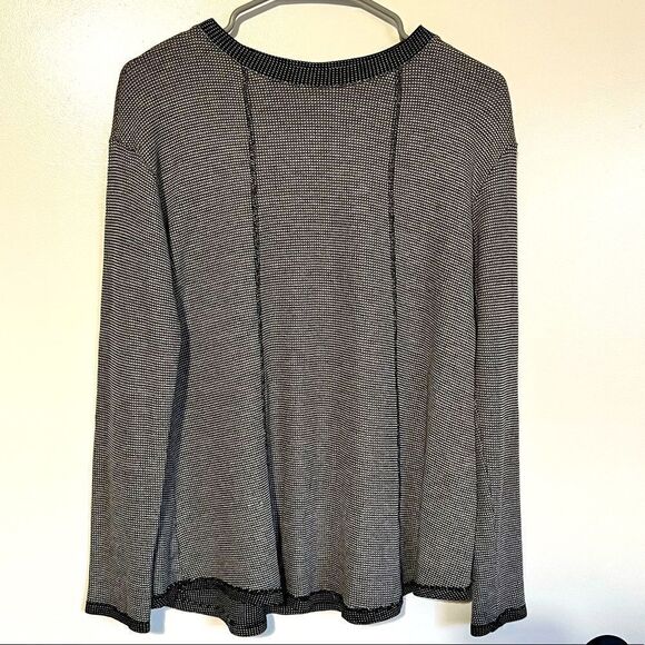 5/$25 J Jill Sweater Top - Picture 2 of 8